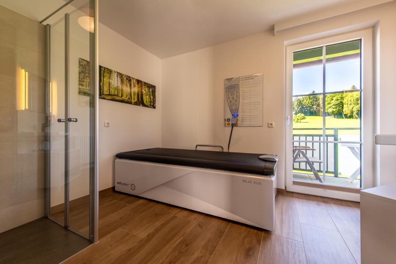 Hotel Irmgard Strass im Attergau Екстер'єр фото